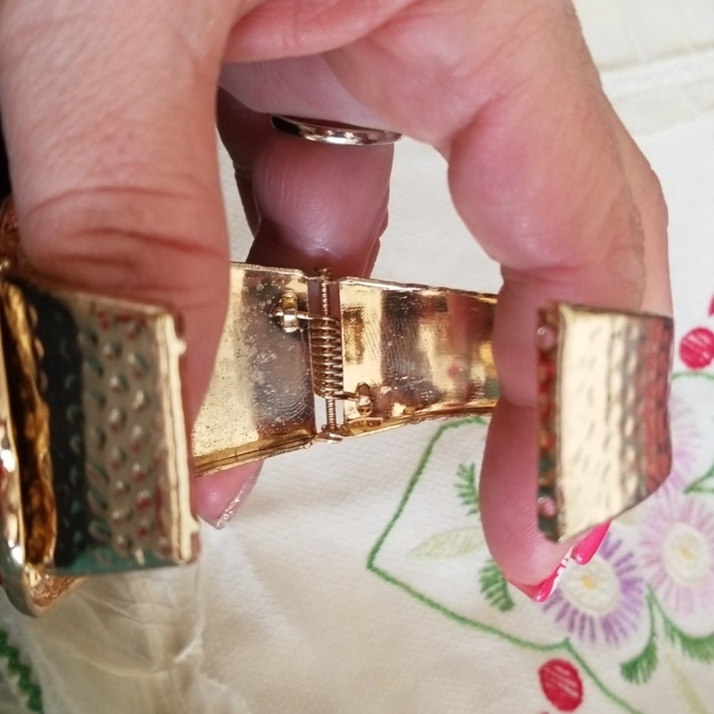Bracelet - Picture 3 of 3